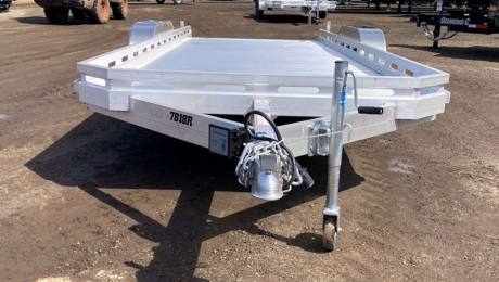 Why South Florida’s Climate Demands Aluminum Trailers